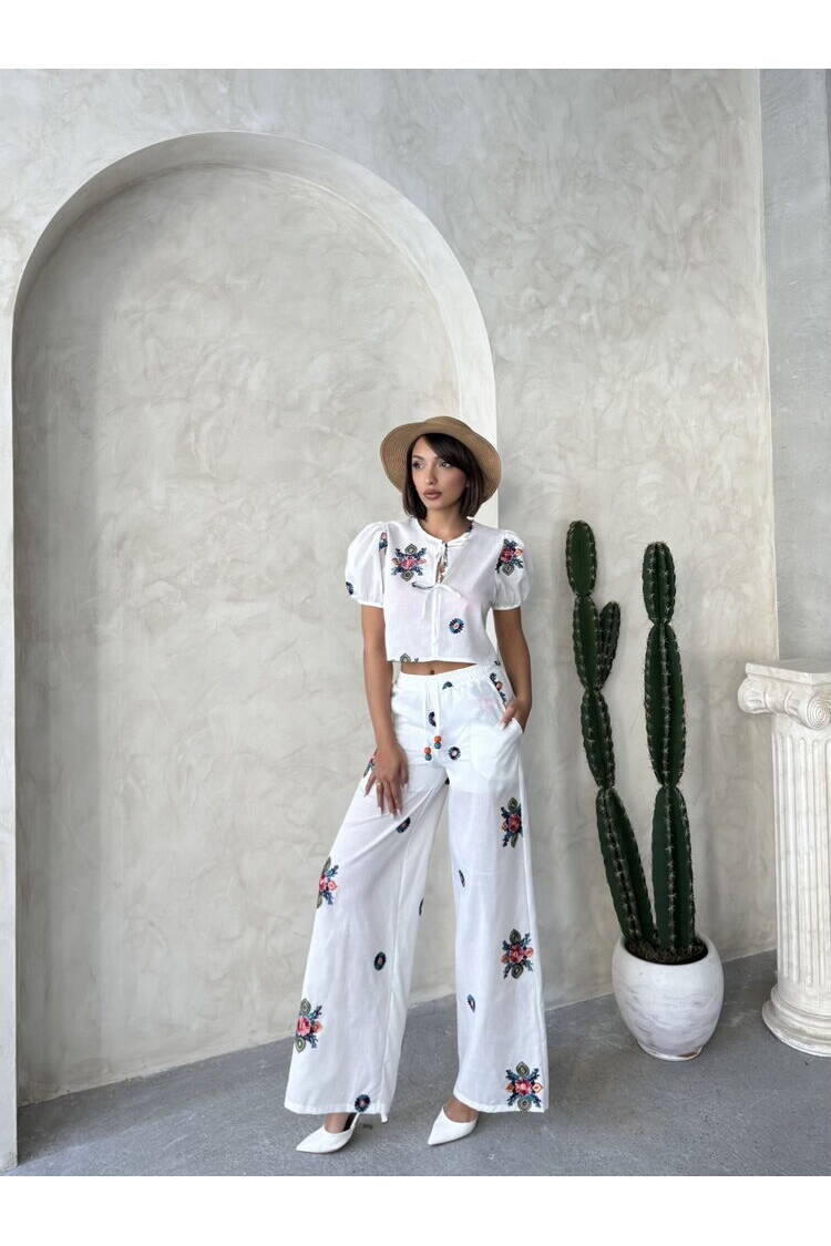 Embroidered Pants - Cream