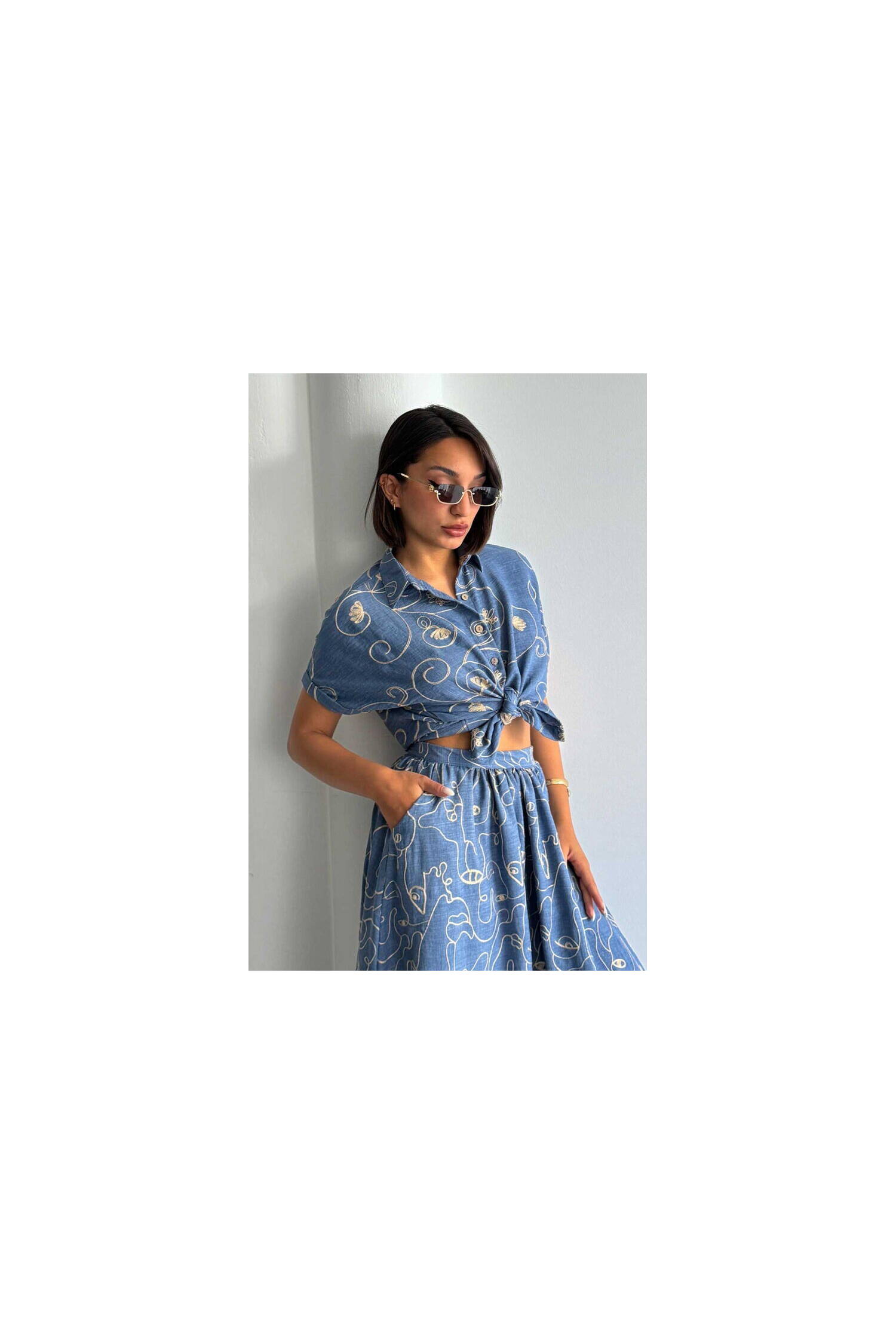 D 2789 Embroidered Shirt - DarkDsn2 - Brand: Topshow - Women's Clothing Wholesale - Globality Store