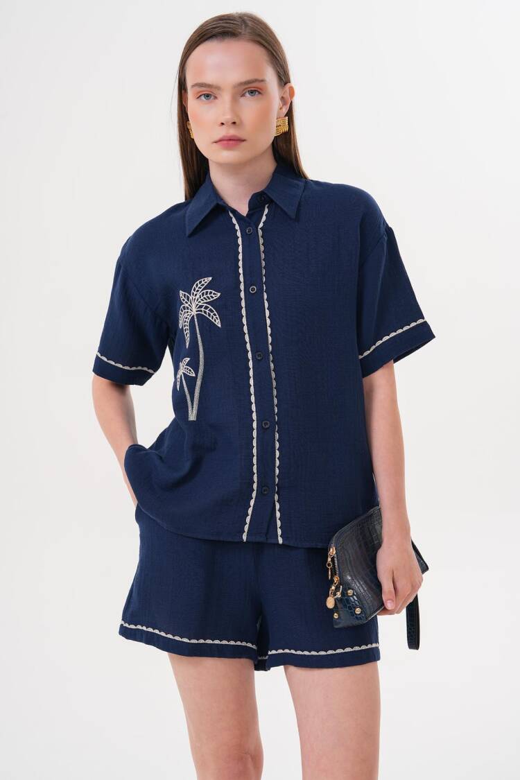 Embroidery Detailed Buttoned Mueslin Shirt