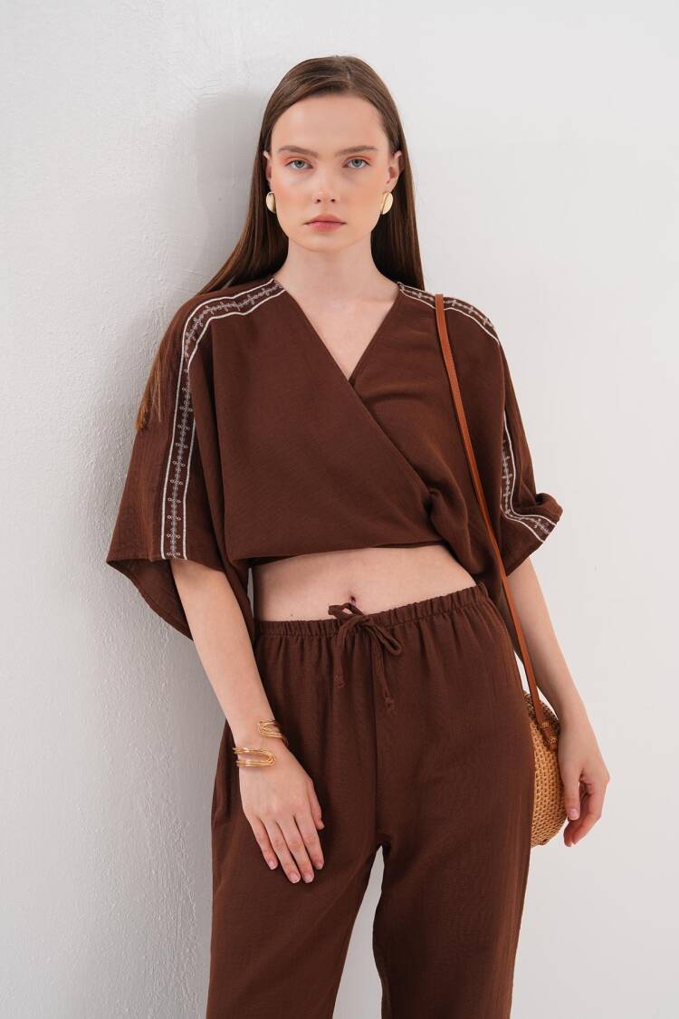 Shoulder Embroidery Detailed Tie Waist Shirt