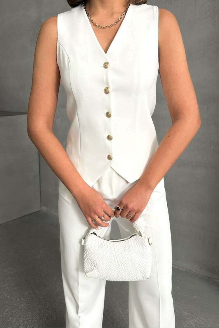Zra Model Buttoned Vest