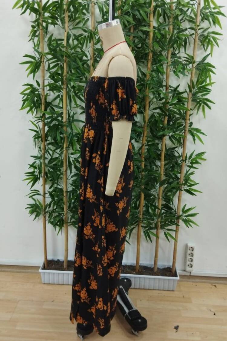 Women's Short Sleeve Madonna Collar Slit Floral Print Suprem Dress - Black