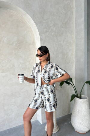 Embroidered Shorts - Stone - Brand: Topshow - Women's Clothing Wholesale - Globality Store