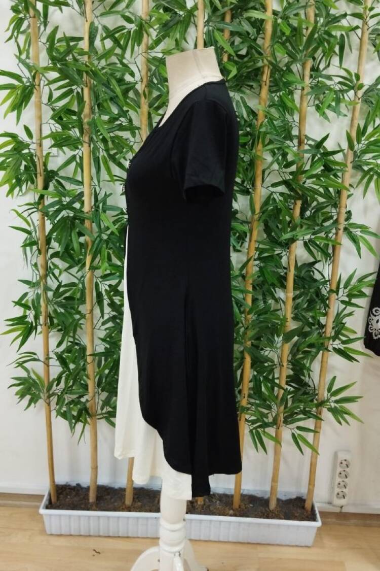 Women's Short Sleeve V-Neck Front Buttoned Double Color Viscose Dress - Black