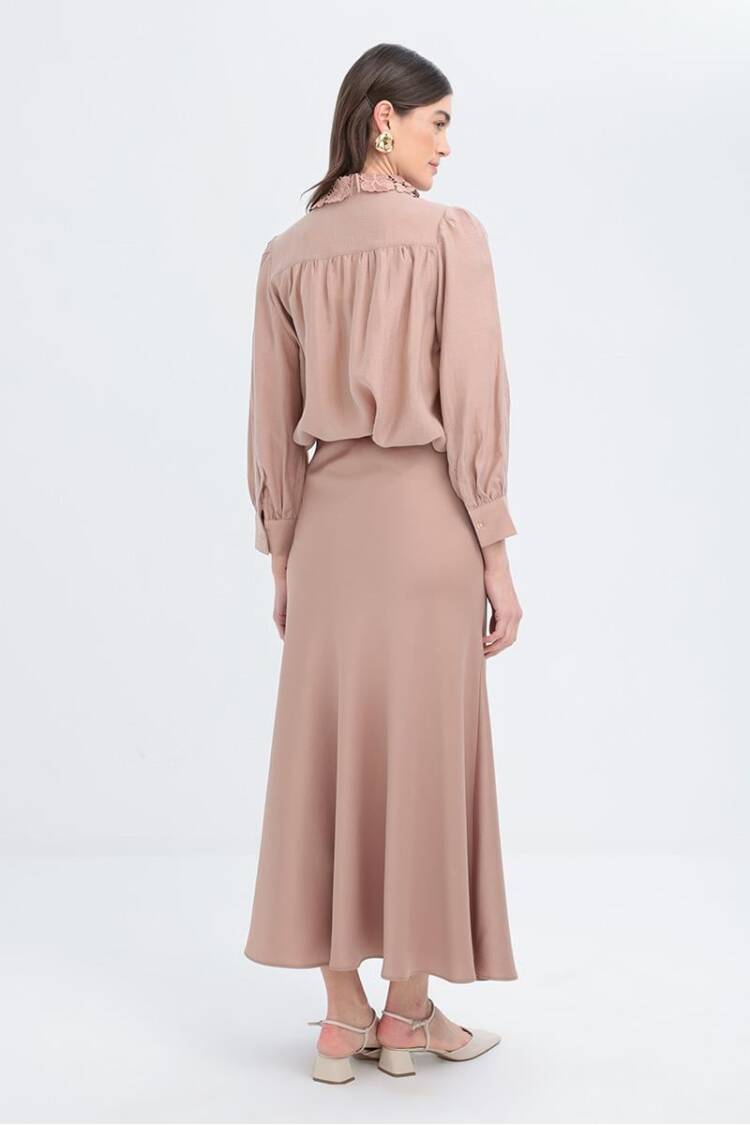 Elastic Waist Satin Skirt