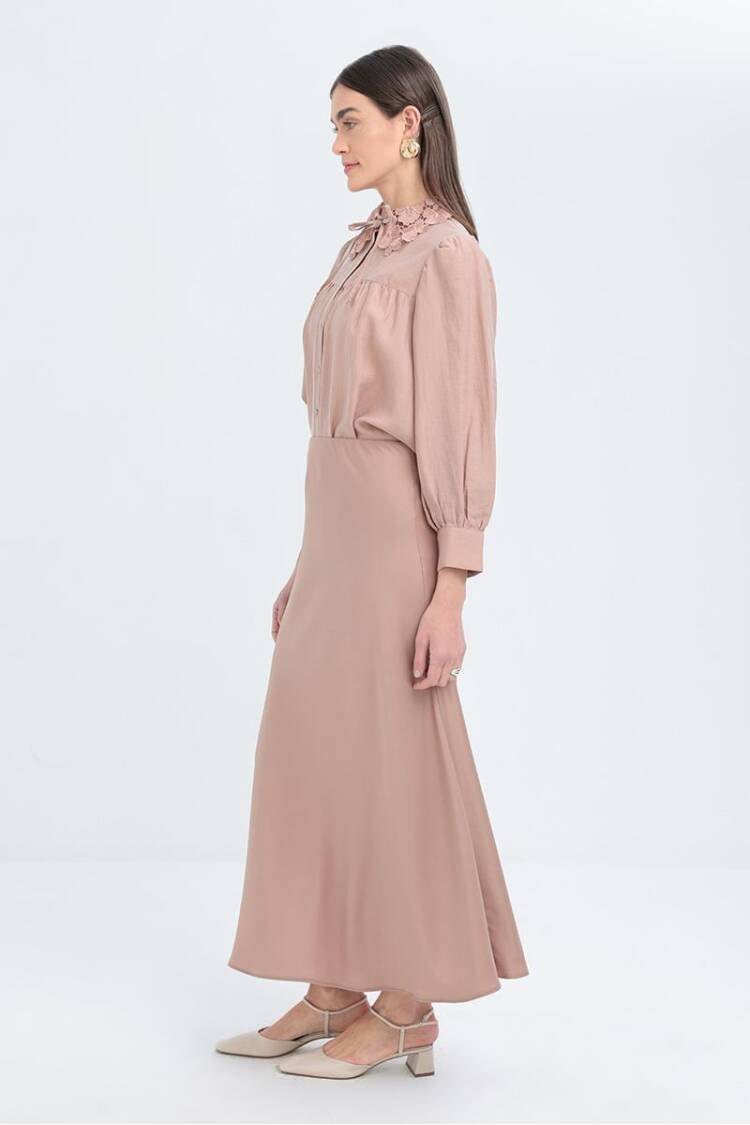 Elastic Waist Satin Skirt