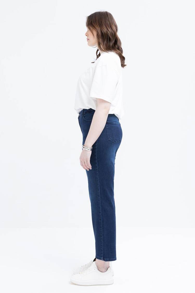 Plus Size Lycra Pipe Leg Denim Pants