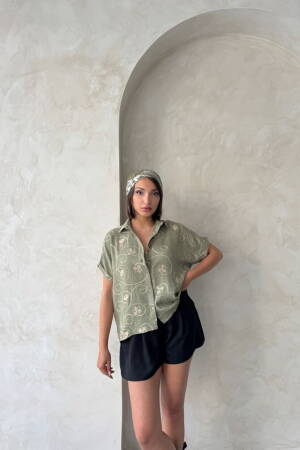 D 2789 Embroidered Shirt - LightPattern2 - Brand: Topshow - Women's Clothing Wholesale - Globality Store