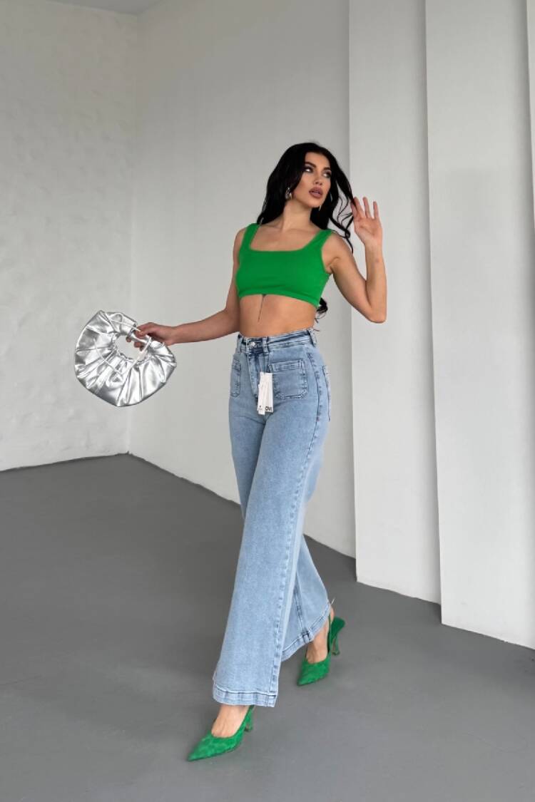 Front Pocket Detailed Jeans