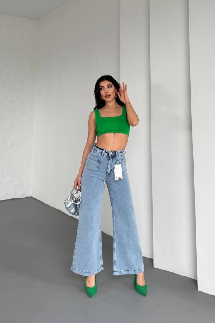 Front Pocket Detailed Jeans