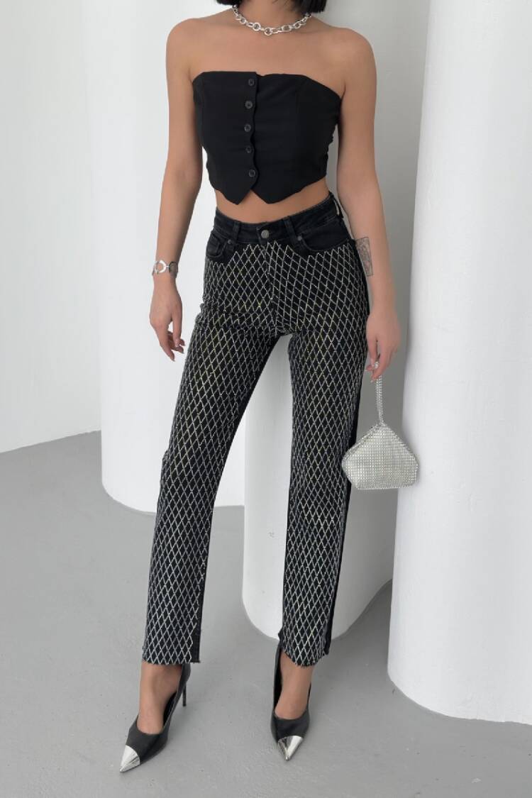 Mom Fit Jeans With Stones