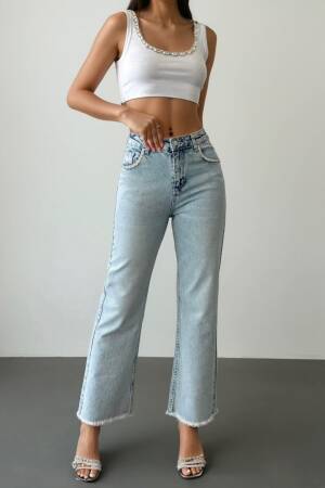 High Waist Front Pocket Stone Embroidery Detailed LightJeans - Brand: LACARINO - Women's Clothing Wholesale - Globality Store