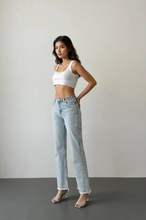 High Waist Front Pocket Stone Embroidery Detailed LightJeans - Brand: LACARINO - Women's Clothing Wholesale - Globality Store