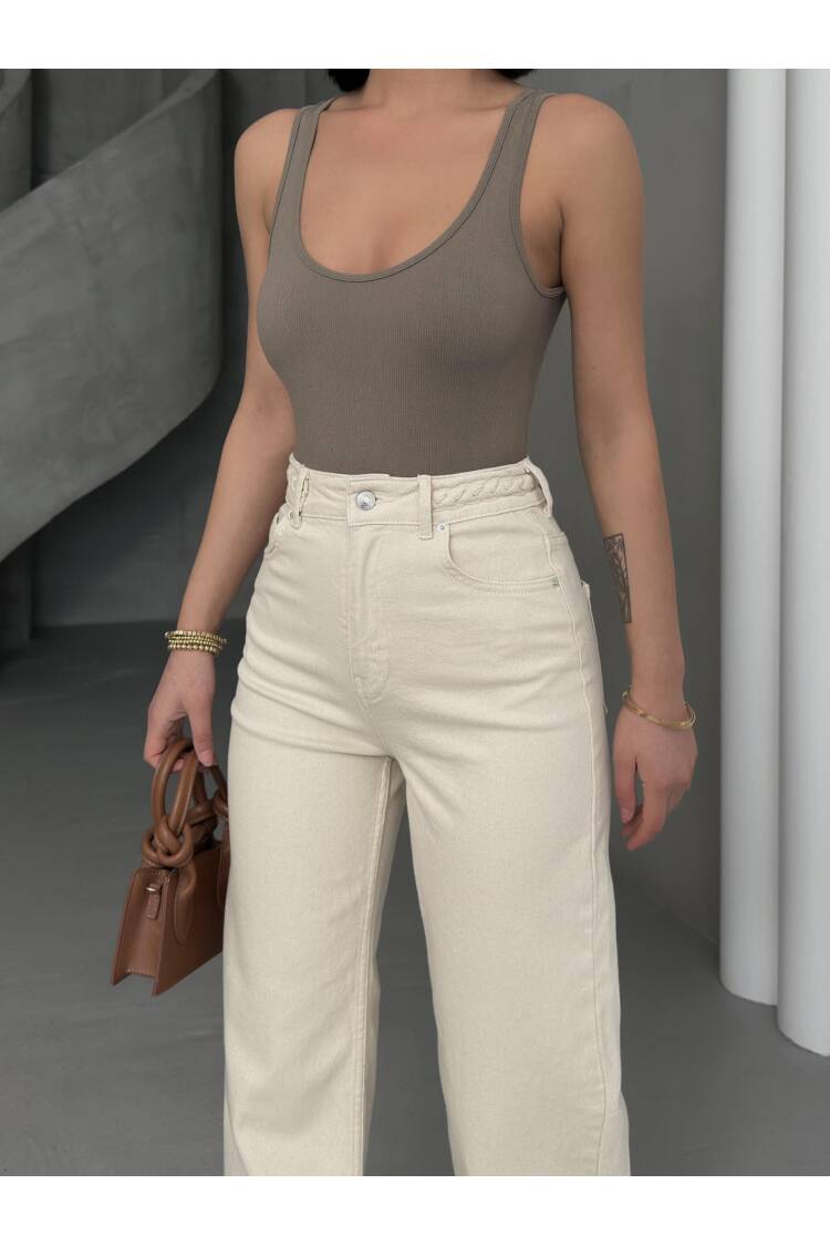 Women's High Waist Loose Fit Natural Belt Knit Detailed Jeans Pants