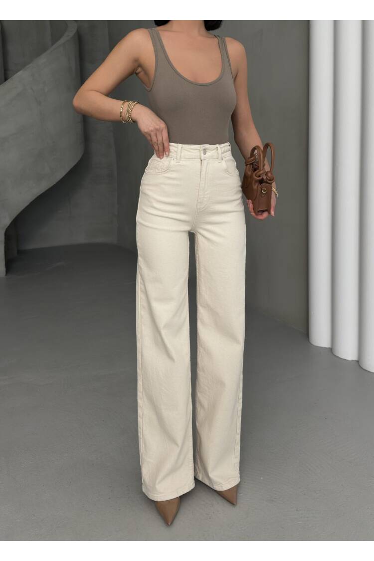Women's High Waist Loose Fit Natural Belt Knit Detailed Jeans Pants
