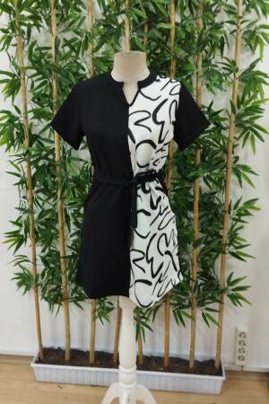 Women's Short Sleeve V-Neck Double Color Patterned Belted Waist Atlas Dress - Black - Brand: Janes - Women's Clothing Wholesale - Globality Store