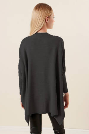 Poncho Sweater - Anthracite - Brand: Bigdart - Women's Clothing Wholesale - Globality Store