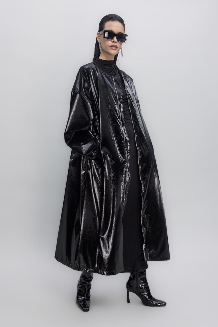 Oversized Patent Leather Trenchcoat