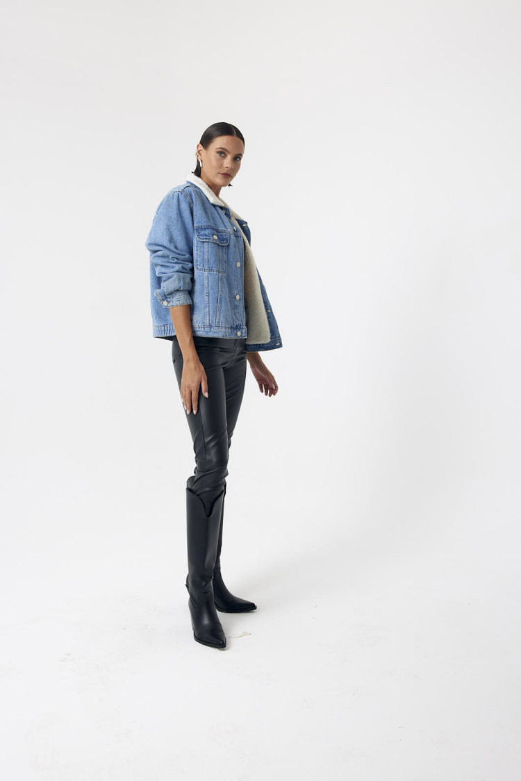 Plush Detailed Denim Jacket - Blue