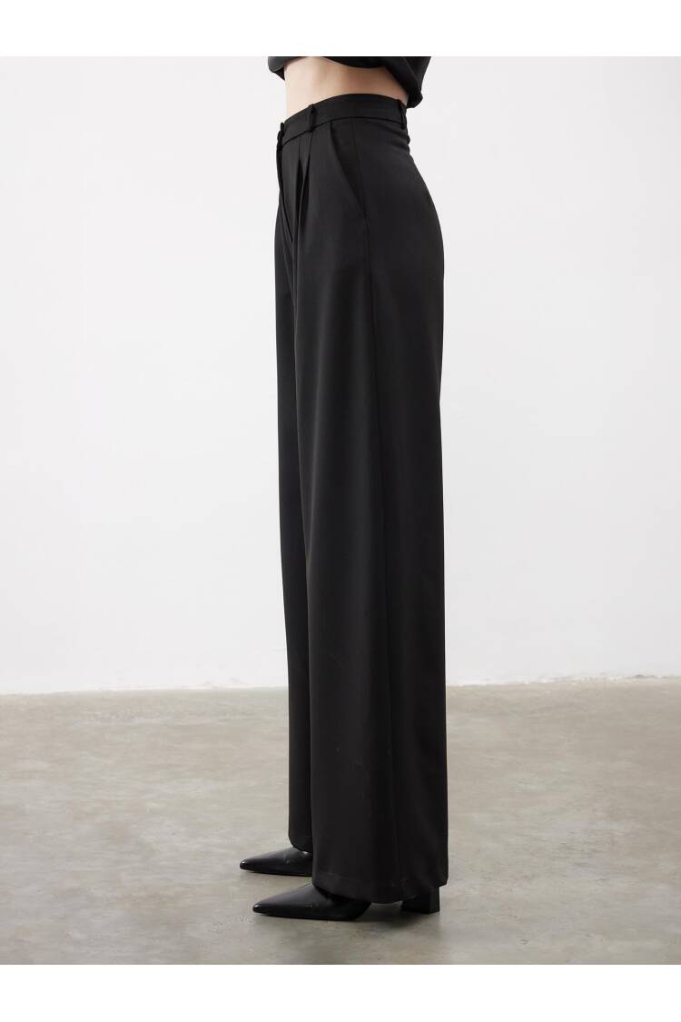Pleat Detailed Palazzo Trousers