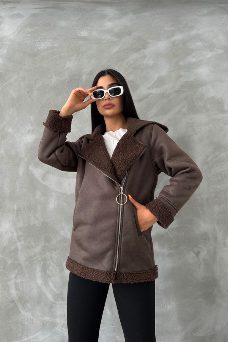 Zippered Leather Coat With Fur Collar