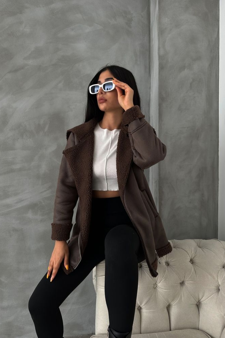 Zippered Leather Coat With Fur Collar