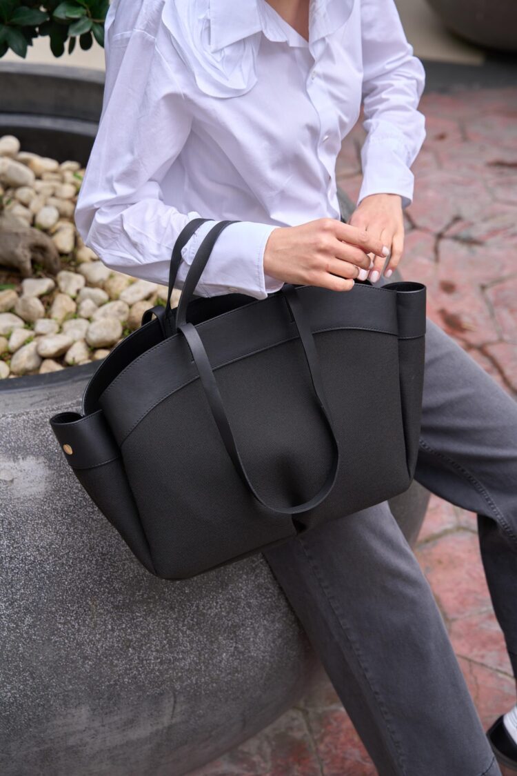 Contrast Tote Bag