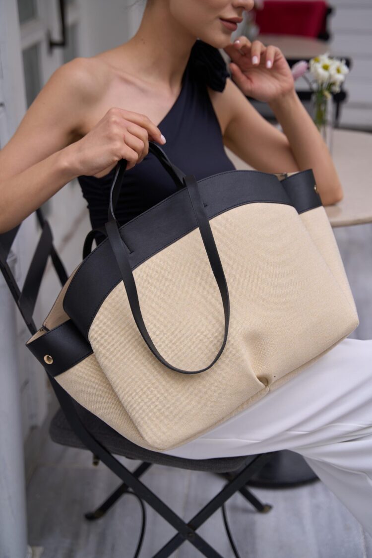 Contrast Tote Bag