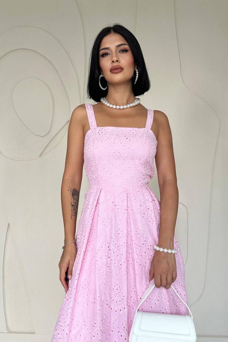 Embroidery Dress With Hangers