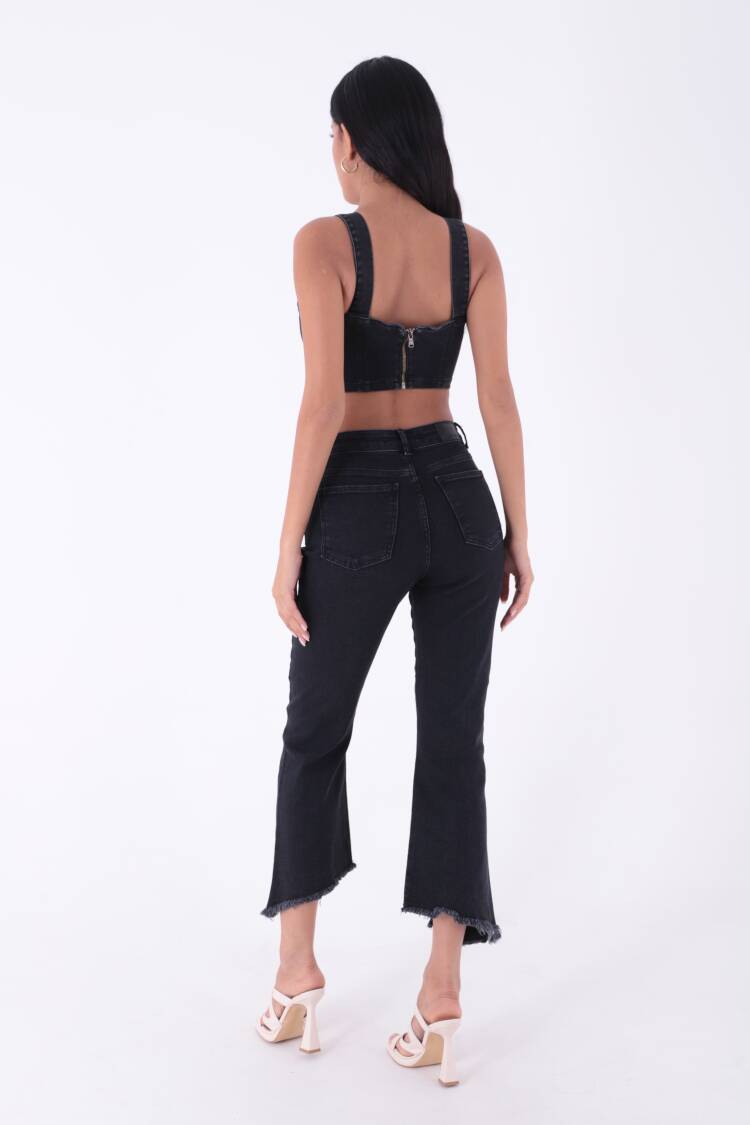 Tasseled Piece Jeans
