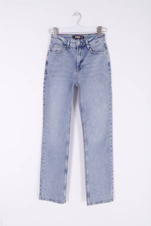 High Waist Straight Jeans - Brand: XLove - Women's Clothing Wholesale - Globality Store