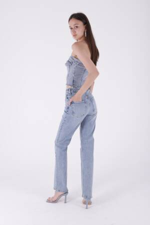 High Waist Straight Jeans - Brand: XLove - Women's Clothing Wholesale - Globality Store