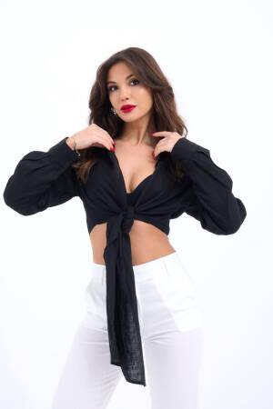 Crop - Brand: Fame - Women's Clothing Wholesale - Globality Store