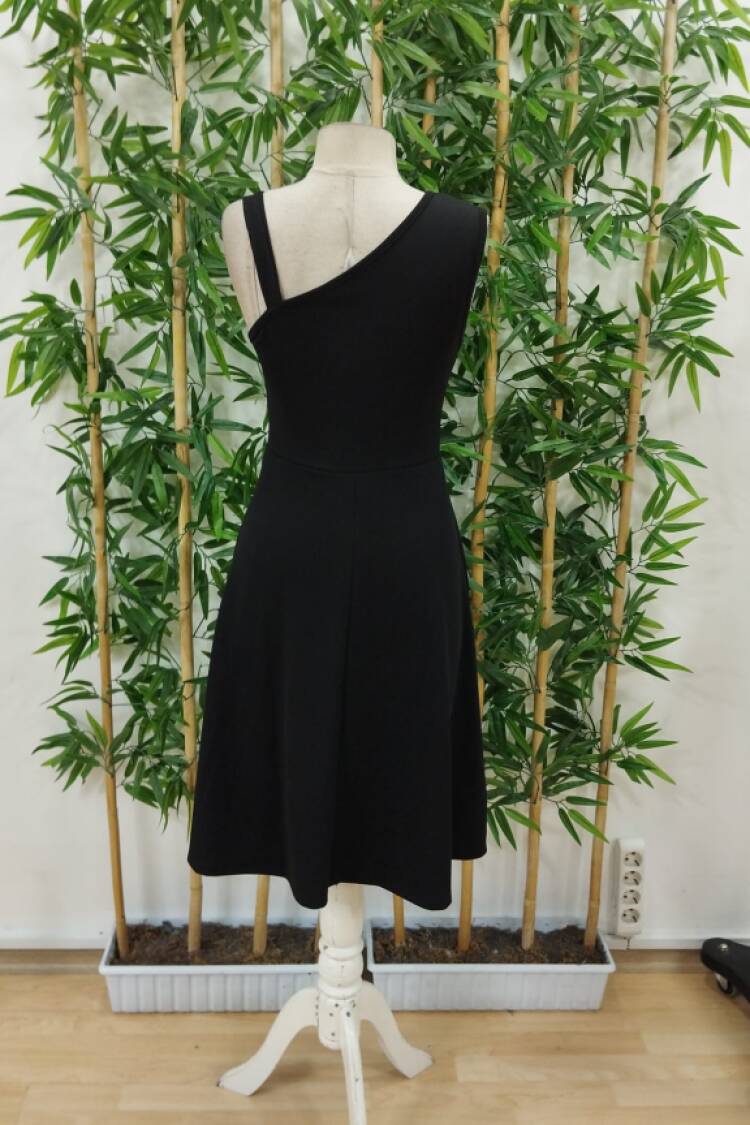 Women's One Shoulder Stripe Detailed Sleeveless Side Button Detailed Janjan Crepe Dress
