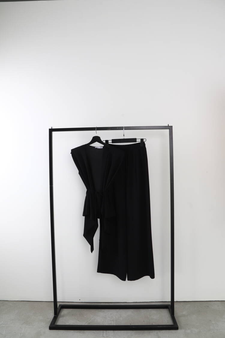 Asymmetric Cut Suit
