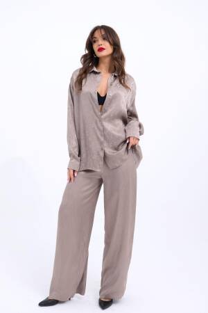 Team - Munich - Brand: Fame - Women's Clothing Wholesale - Globality Store