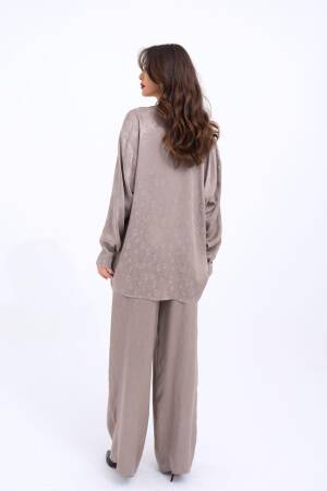Team - Munich - Brand: Fame - Women's Clothing Wholesale - Globality Store