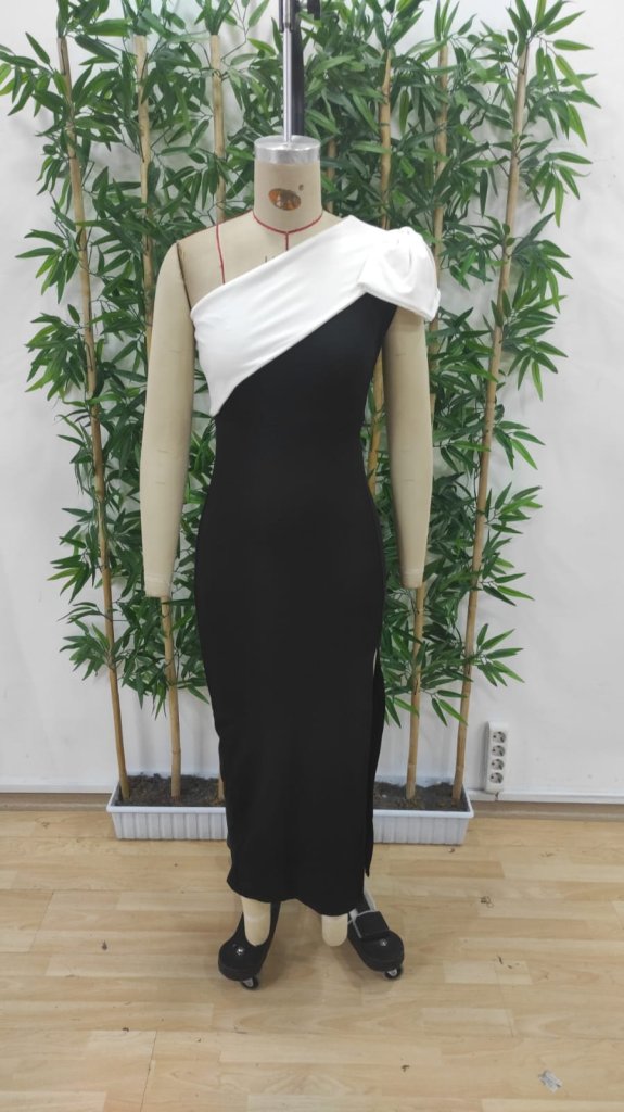 Women's Off Shoulder Ribbon Detailed Double Color Slit Midi Plunge Dress - Black