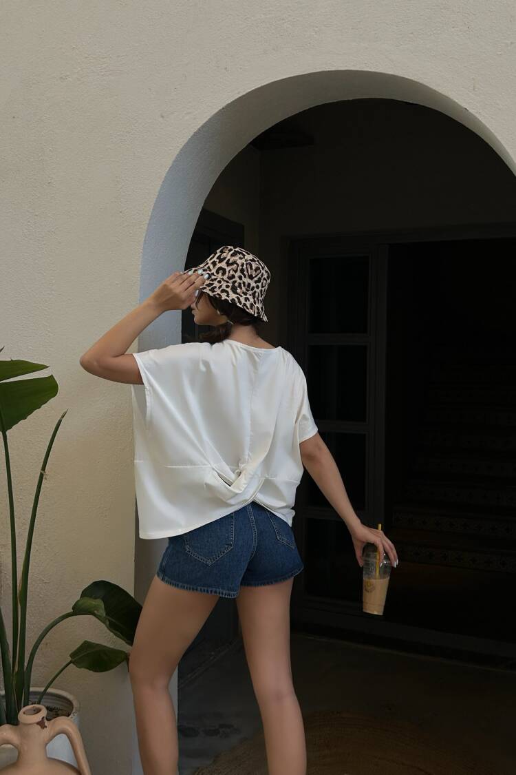 Design Combed Blouse WithBack Pattern 29113