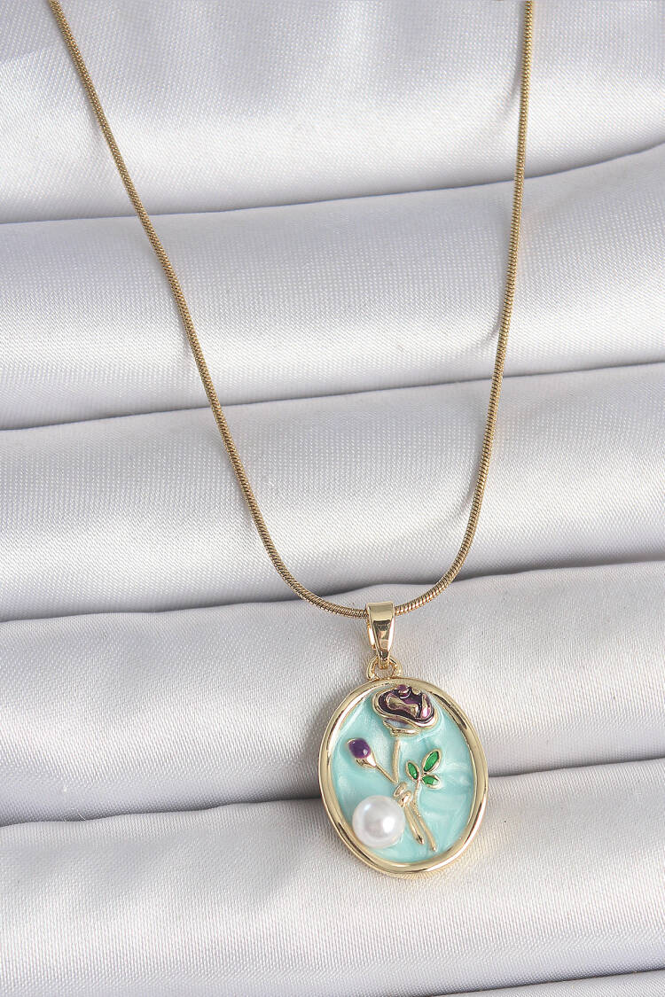 316l Steel Gold Color Chain Blue Flower Embroidered Pearl Detail Portrait Model Woman Necklace - Brand: Ebijuteri - Women's Clothing Wholesale - Globality Store