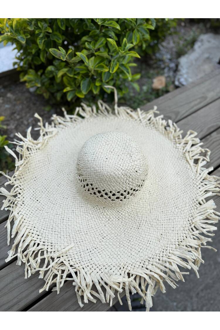 Fringed Wide Straw Hat - Beige - Brand: Axesoire - Women's Clothing Wholesale - Globality Store