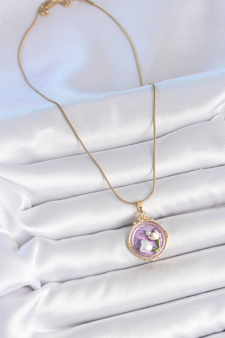 316l Steel Gold Color Chain Purple Enameled Pearl Flower Embroidered Portrait Model Women Necklace