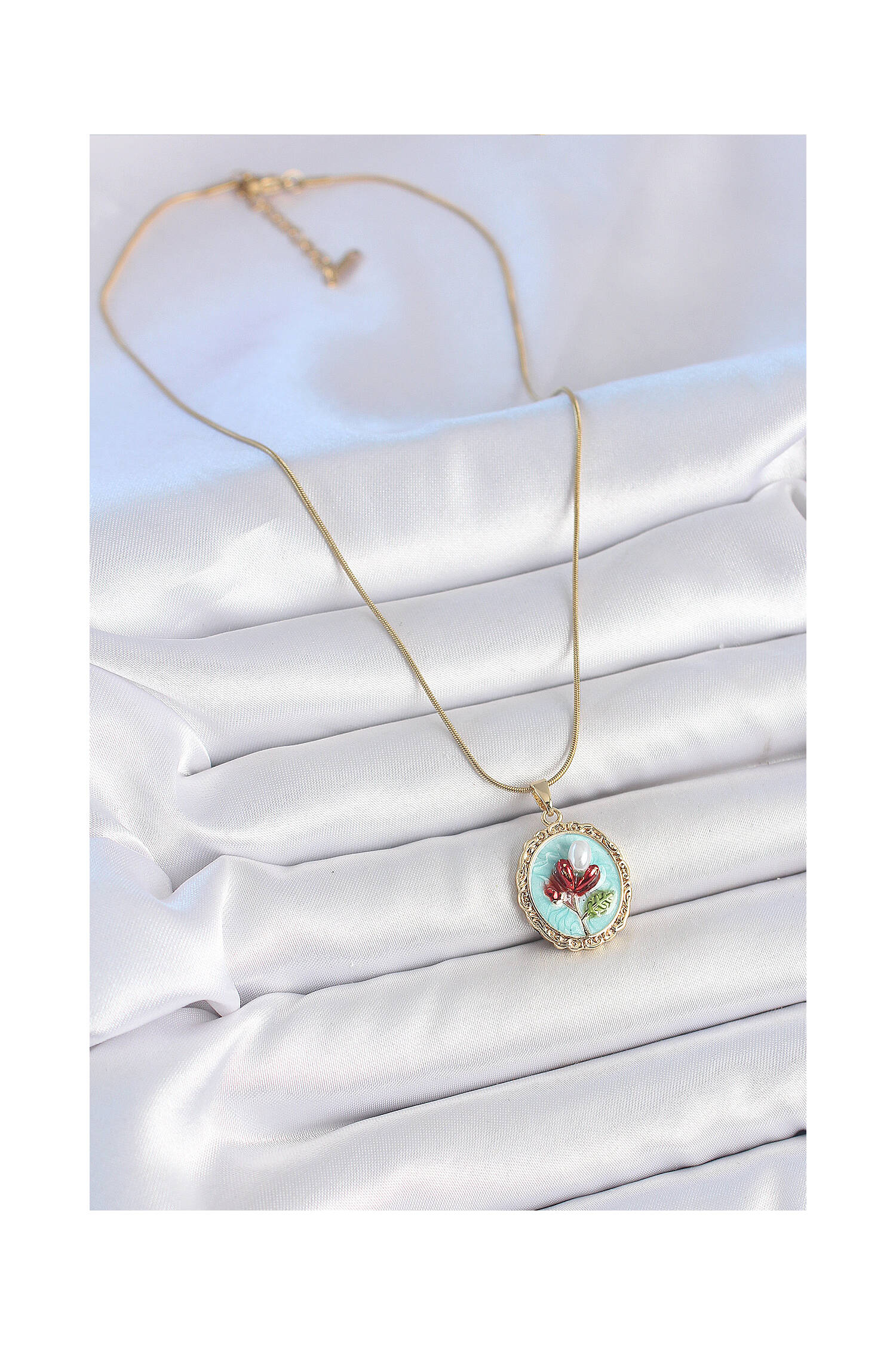 316l Steel Gold Color Chain Turquoise Enameled Pearl Flower Embroidered Portrait Model Women Necklace - Brand: Ebijuteri - Women's Clothing Wholesale - Globality Store