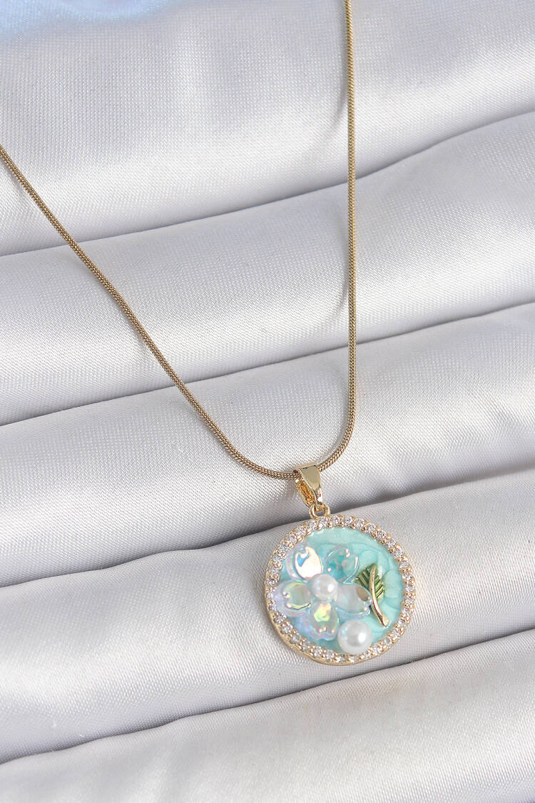 316l Steel Gold Color Chain Zircon Stone Detailed Blue Enamel Flower Embroidered Pearl Detail Women Necklace - Brand: Ebijuteri - Women's Clothing Wholesale - Globality Store