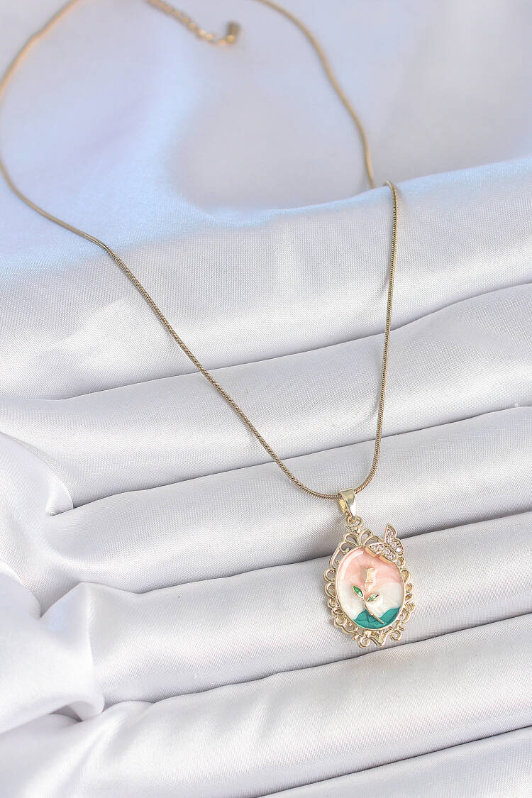 316l Steel Gold Color Chain Mix Color Flower Embroidered Zircon Stone Detailed Portrait Model Woman Necklace