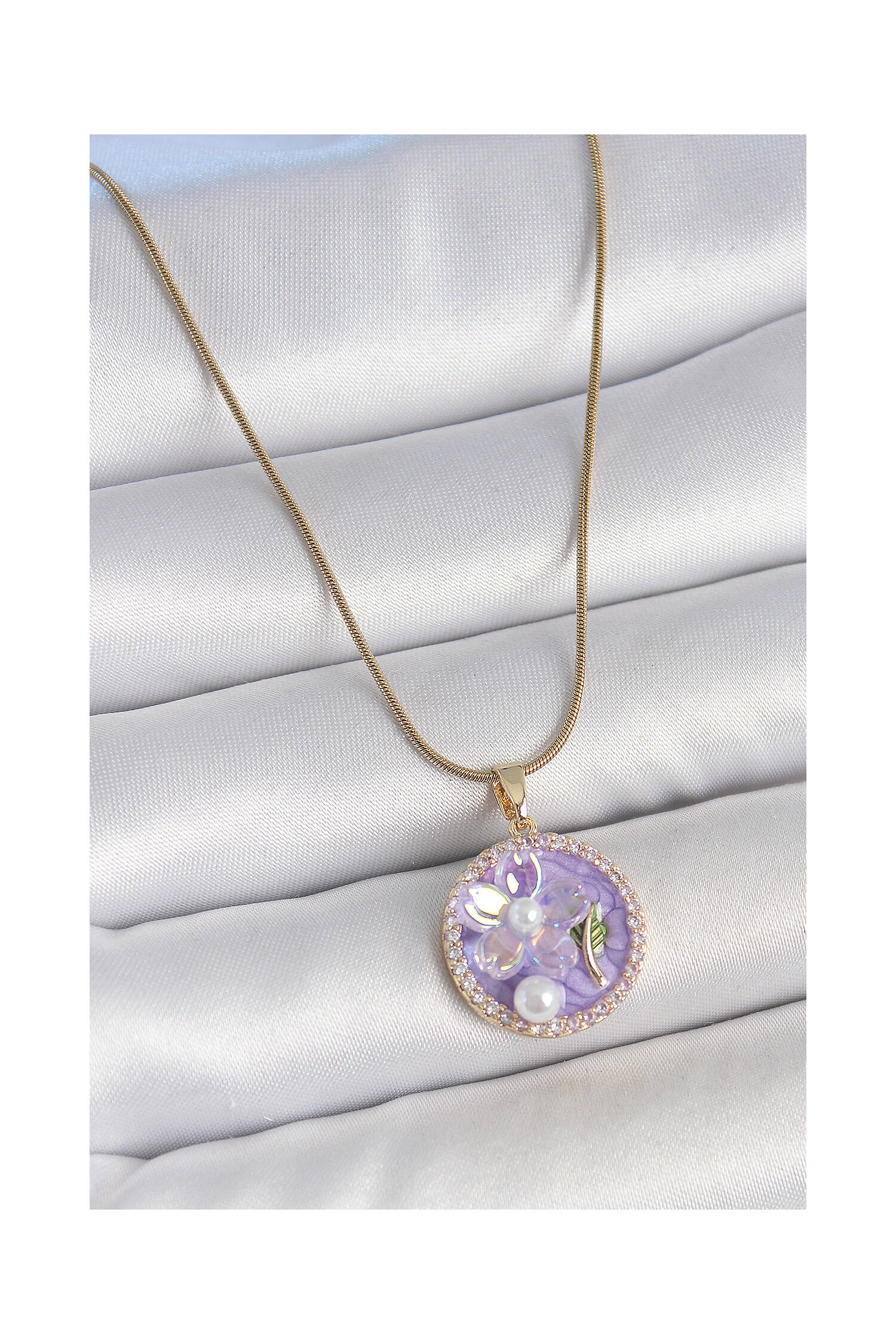316l Steel Gold Color Chain Zircon Stone Purple Enamel Flower Embroidered Pearl Detail Portrait Model Women Necklace - Brand: Ebijuteri - Women's Clothing Wholesale - Globality Store