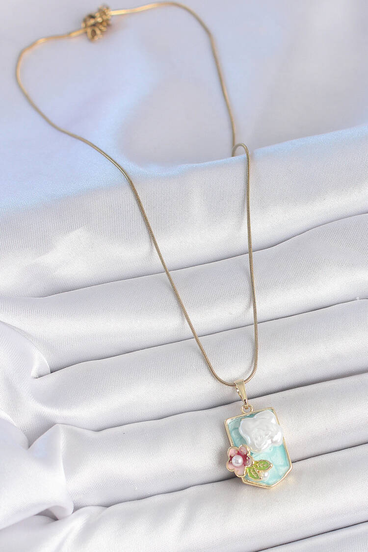 316l Steel Gold Color Chain Blue Enameled Pearl Flower Embroidered Portrait Model Women Necklace