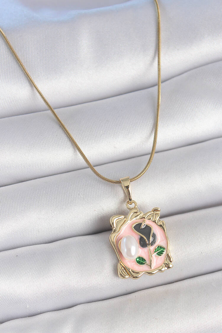 316l Steel Gold Color Chain Pink Enameled Flower Embroidered Pearl Detail Portrait Model Women Necklace - Brand: Ebijuteri - Women's Clothing Wholesale - Globality Store