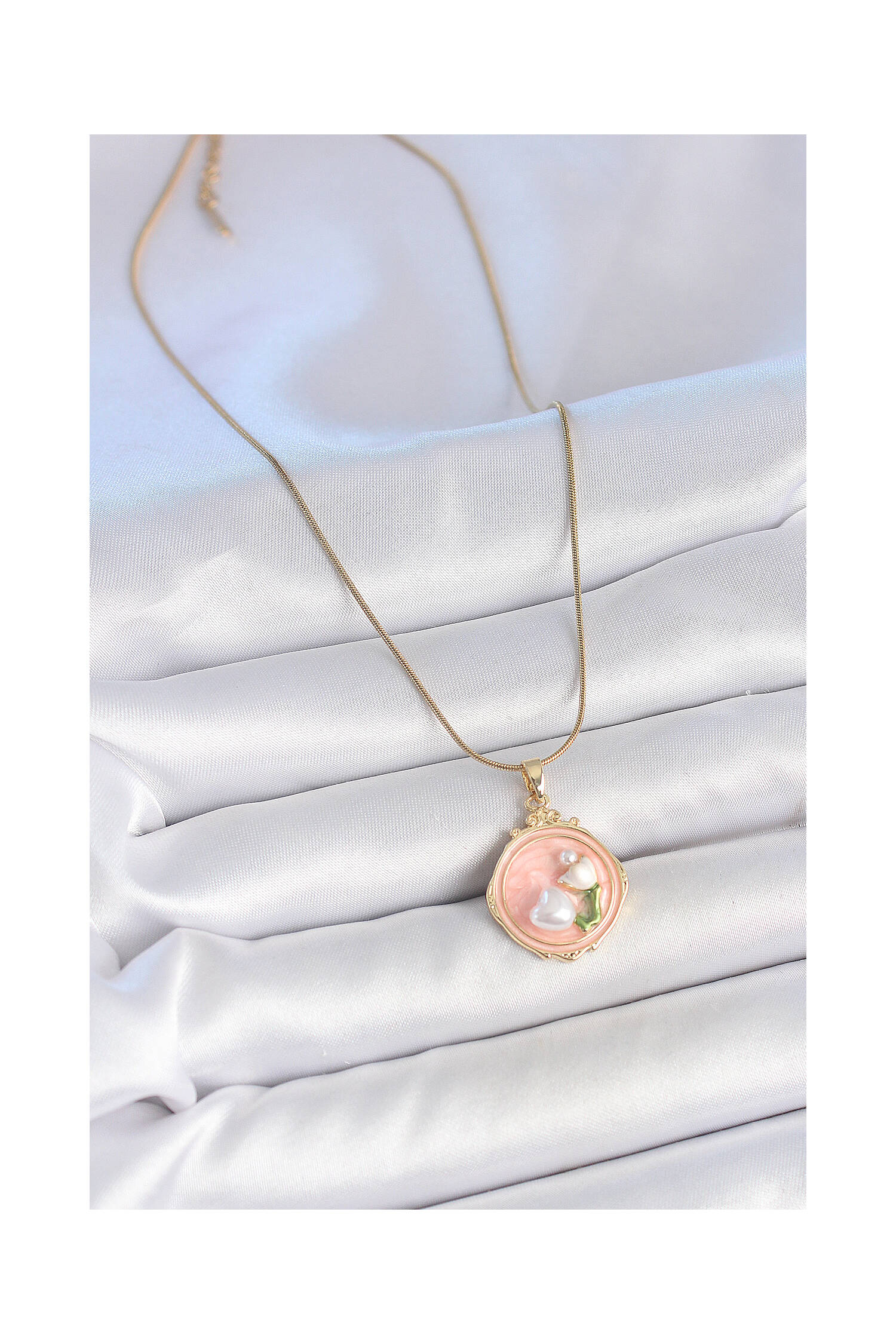 316l Steel Gold Color Chain Pink Enameled Pearl Flower Embroidered Portrait Model Women Necklace - Brand: Ebijuteri - Women's Clothing Wholesale - Globality Store