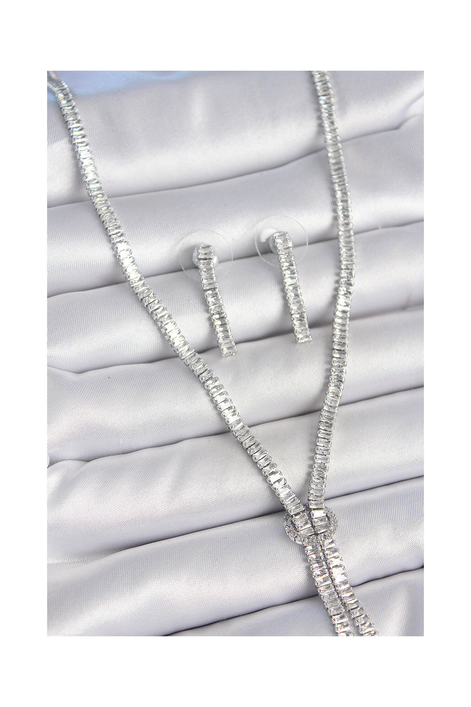 Brass Silver Color Waterway Zircon Stone Viping Series Women Necklace Set - Brand: Ebijuteri - Women's Clothing Wholesale - Globality Store